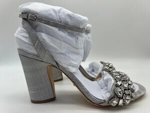Badgley Mischka Women's Jill Chrystal Embellished Block Heel MP5331 Size 8.5 NIB